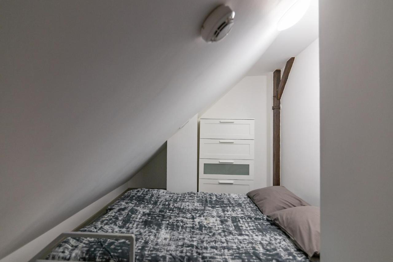 Apartamenty Niedaleko Dworca Od Wroclawapartament-Pl エクステリア 写真