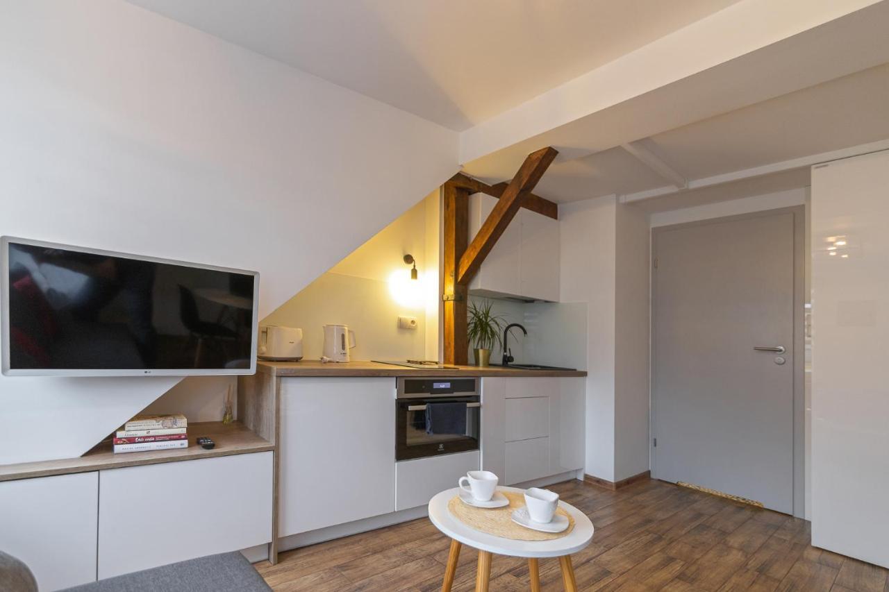 Apartamenty Niedaleko Dworca Od Wroclawapartament-Pl エクステリア 写真