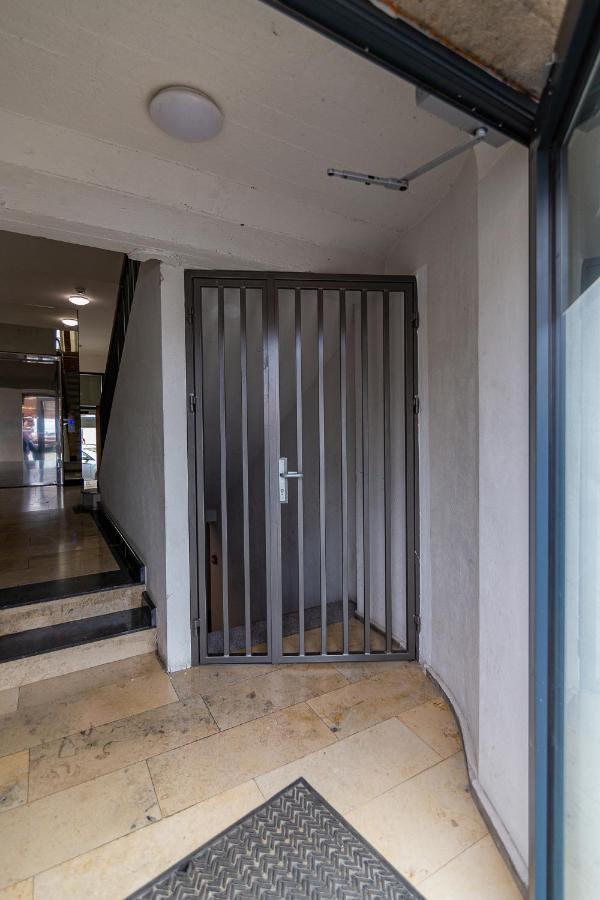 Apartamenty Niedaleko Dworca Od Wroclawapartament-Pl エクステリア 写真