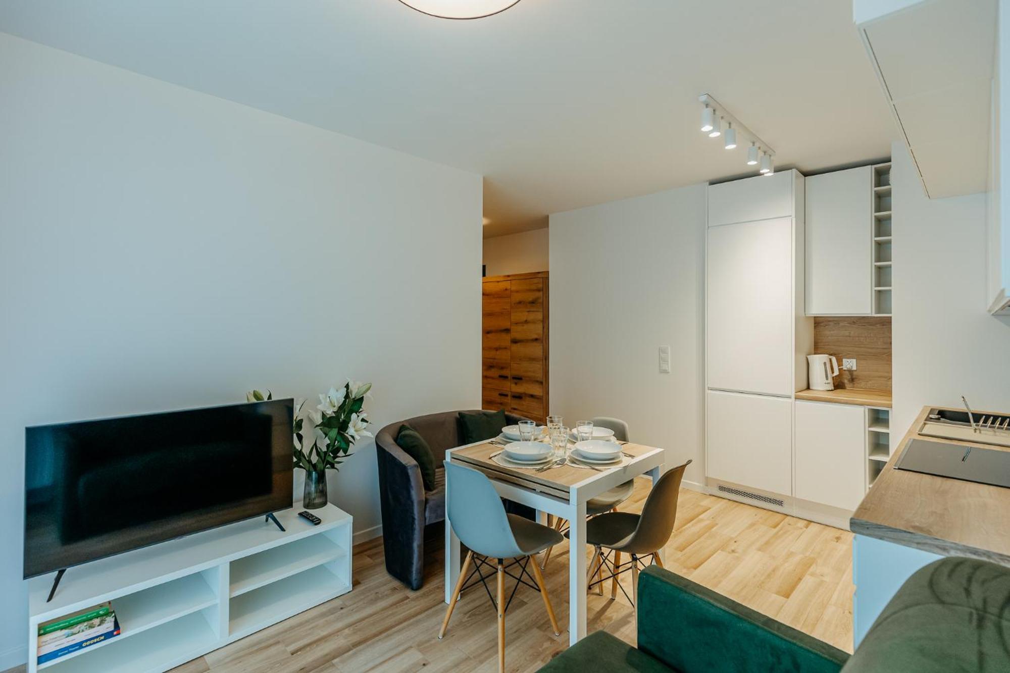 Apartamenty Niedaleko Dworca Od Wroclawapartament-Pl エクステリア 写真