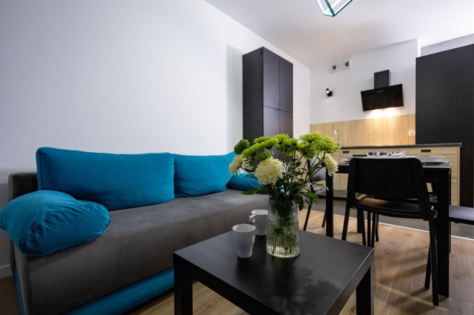 Apartamenty Niedaleko Dworca Od Wroclawapartament-Pl エクステリア 写真