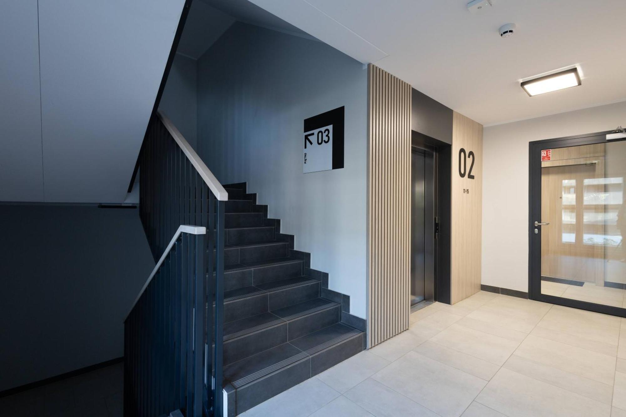 Apartamenty Niedaleko Dworca Od Wroclawapartament-Pl エクステリア 写真