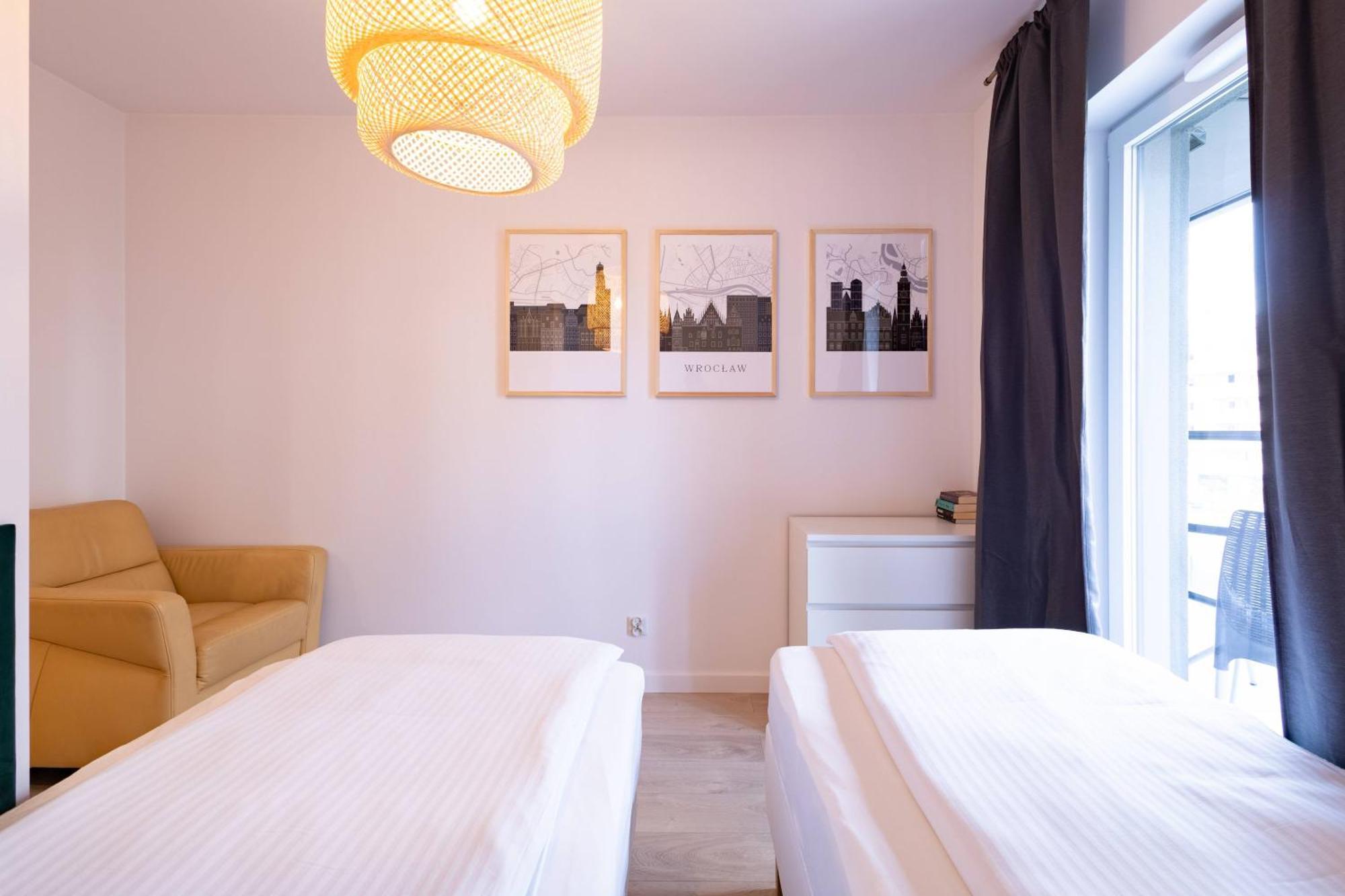 Apartamenty Niedaleko Dworca Od Wroclawapartament-Pl エクステリア 写真